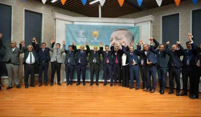 AK Parti Erzincan İlçe ve Belde Adayları Tanıtım Toplantısı Gerçekleştirildi