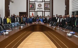Erzurum Teknik Üniversitesi Otizmli Milli Sporcuları Karşıladı