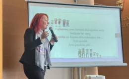 Karşıyaka Belediyesi Yaşlılara Saygı Haftası Paneli Düzenledi
